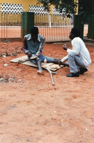Workshop for building mobility aids for handicapped individuals. 
Workshop for building mobility aids for disabled individuals; run in partnership with the Angola Secretariat of State for Social Affairs (SEAS).
