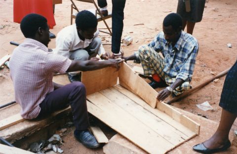 Workshop for building mobility aids for handicapped individuals. 
Workshop for building mobility aids for disabled individuals; run in partnership with the Angola Secretariat of State for Social Affairs (SEAS).
